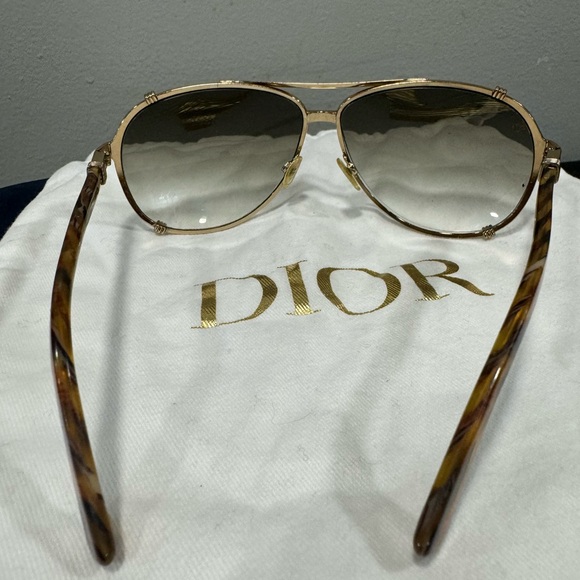 CHRISTIAN DIOR used in a good condition 
Goldtone Metal And Tortoise - Picture 2 of 10